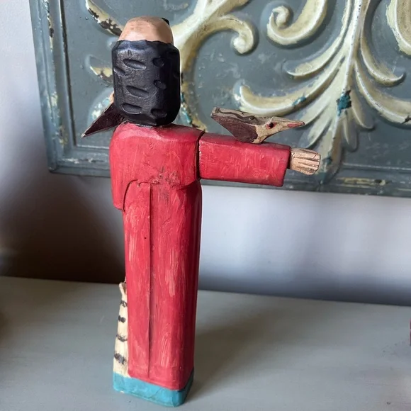 Vintage carved painted wood st Francis statue with bird folk art - Picture 9 of 12